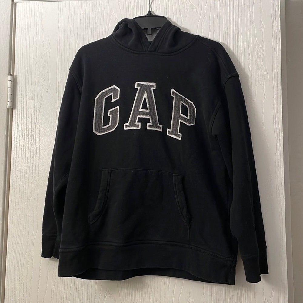 Black GAP sweater